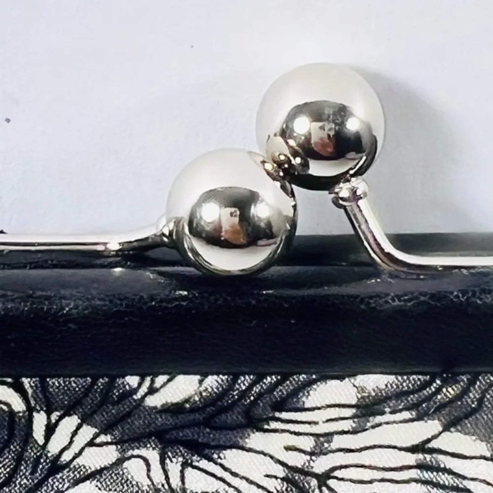 Vintage Madison studio clutch purse